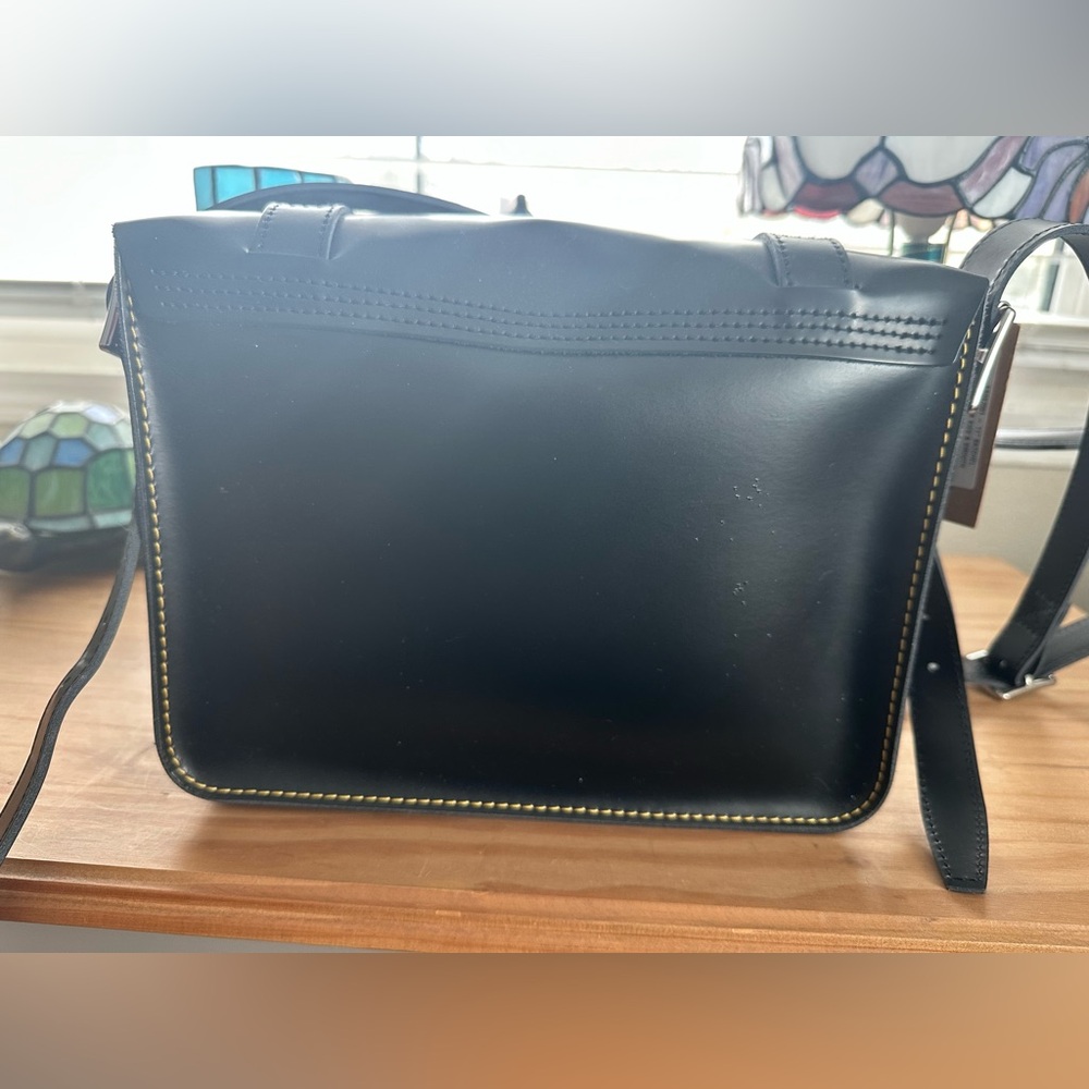 Dr. Martens 11 inch Leather Messenger Bag - Picture 8 of 15